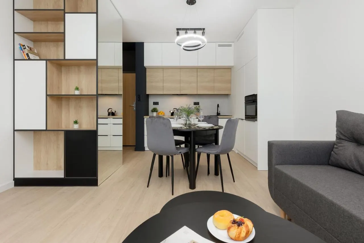 Apartament Jutrzenki Wlochy By Renters Apartman Varsó 0*,