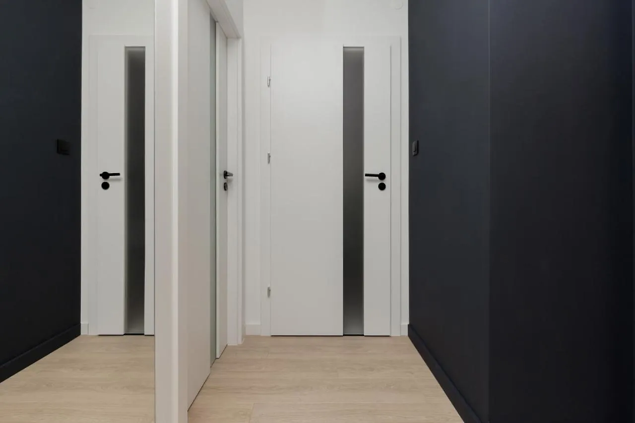 Apartament Jutrzenki Wlochy By Renters Apartman Varsó 0*,  Lengyelország