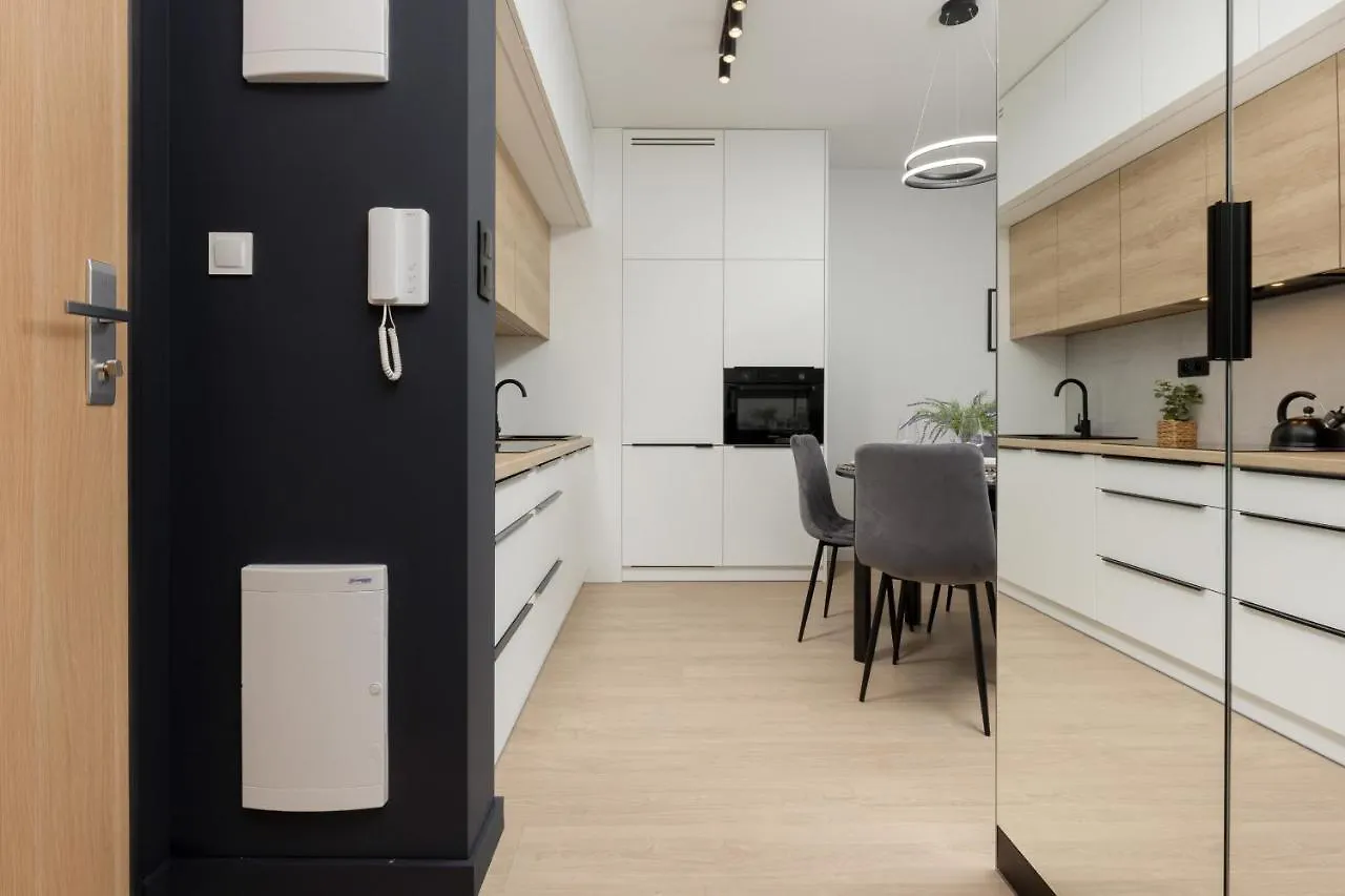 Apartament Jutrzenki Wlochy By Renters Apartment Warsaw