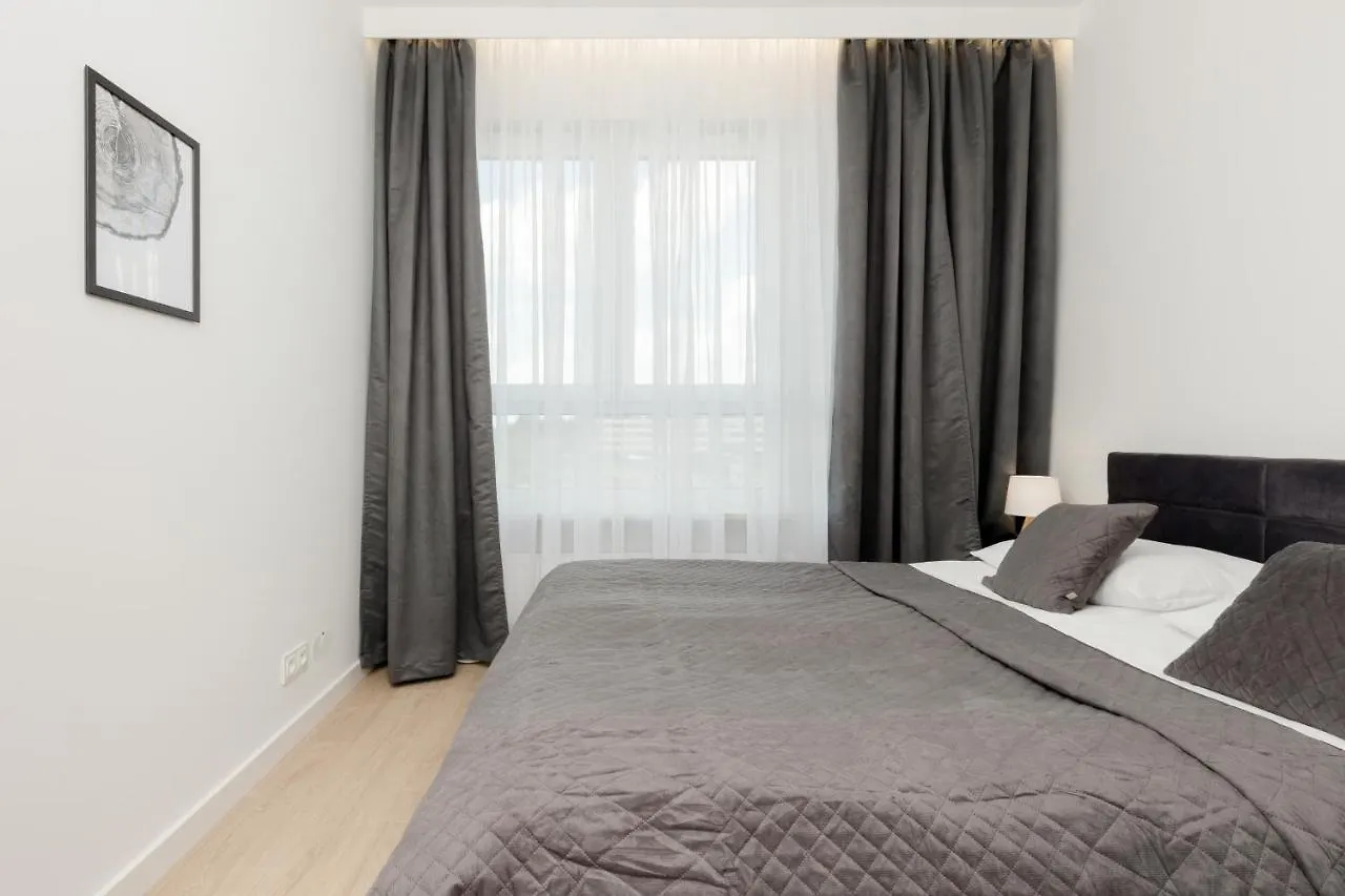 Apartament Jutrzenki Wlochy By Renters Apartment Warsaw